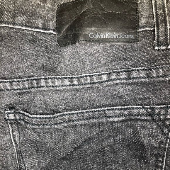 Vintage 1990s Calvin Klein Jeans Size 32x34 - Picture 3 of 3